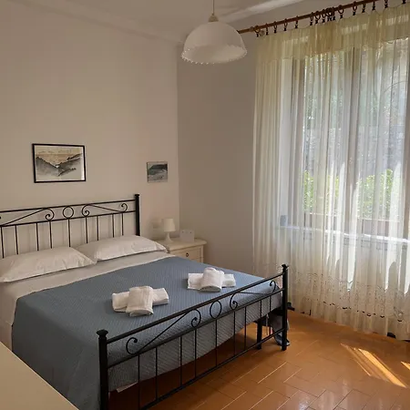 La Casa Di Lella Apartment